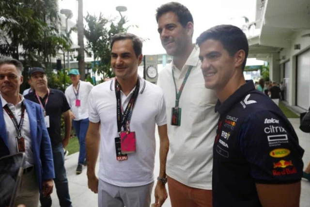 Wie hat Roger Federer mit Tennis angefangen?
